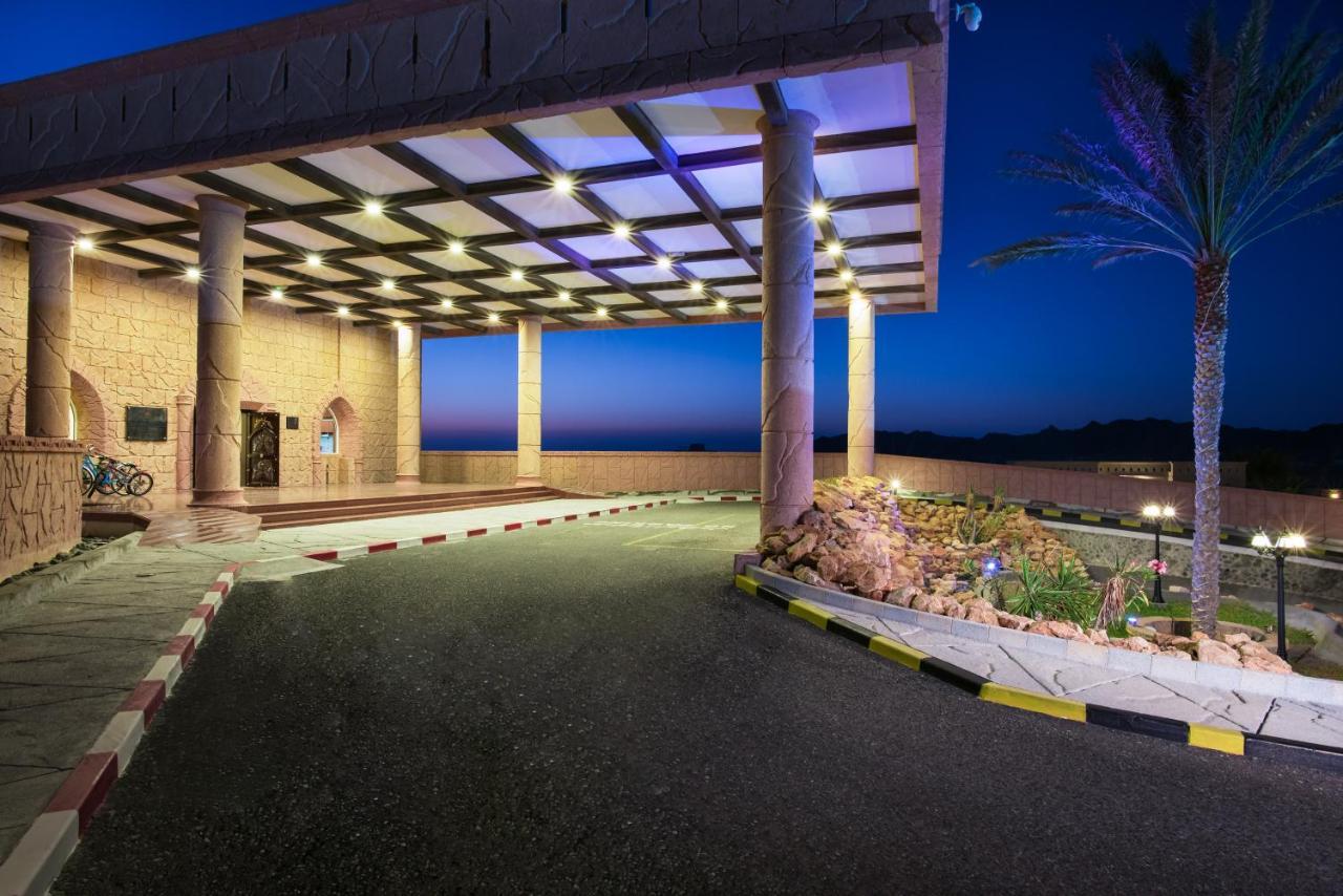 Masira Island Resort Hilf Exterior photo